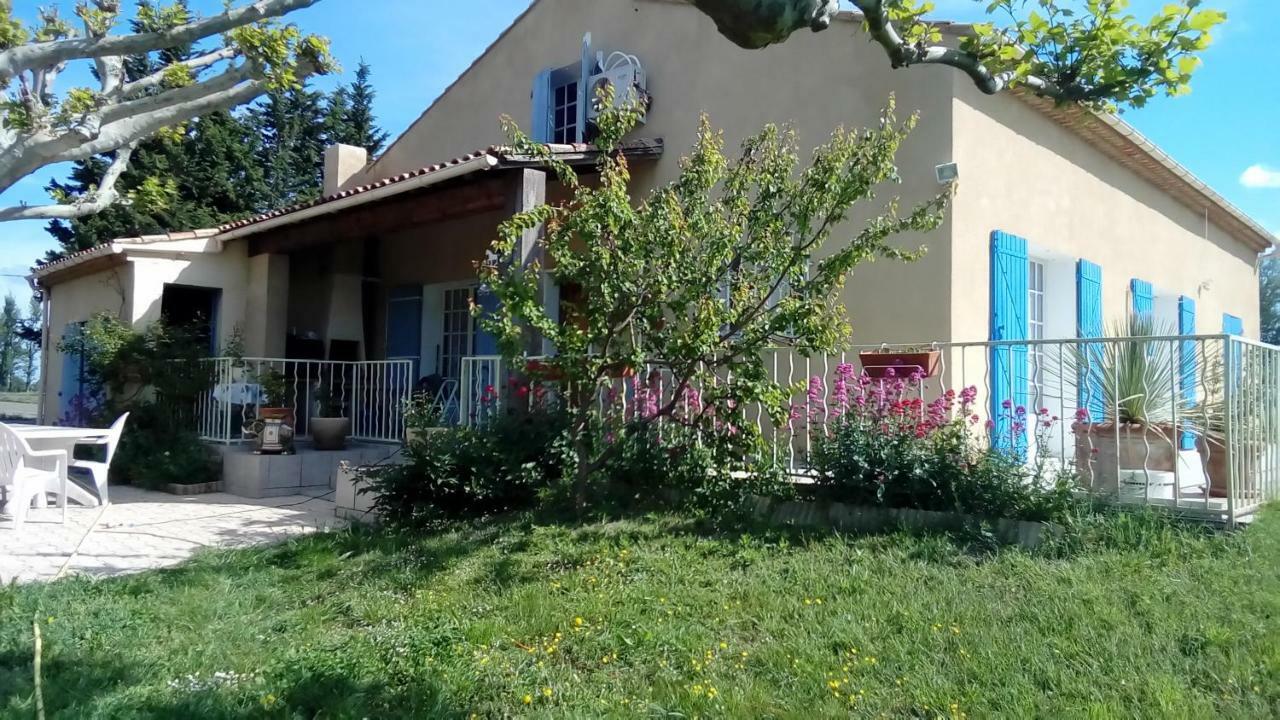 Tempines'S Flat Apartment Entraigues-sur-la-Sorgue Exterior photo